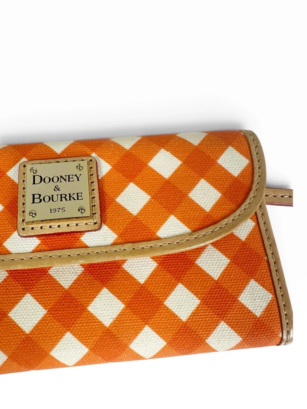 Dooney & Bourke good pre